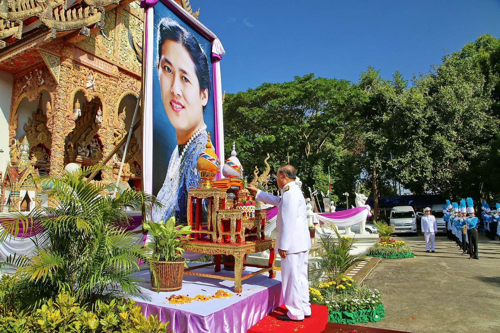 มฟล. จัดพิธีถวายผ้ากฐินพระราชทาน สมเด็จพระเทพรัตนราชสุดาฯ สยามบรมราชกุมารี ประจำปี 2561 ณ วันทรายมูล จังหวัดเชียงราย