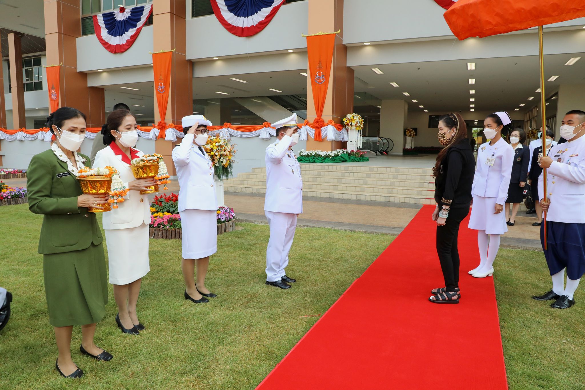 สมเด็จเจ้าฟ้าฯ กรมพระศรีสวางควัฒน วรขัตติยราชนารี ทรงเปิดอาคารสำนักวิชาแพทยศาสตร์ มหาวิทยาลัยแม่ฟ้าหลวง