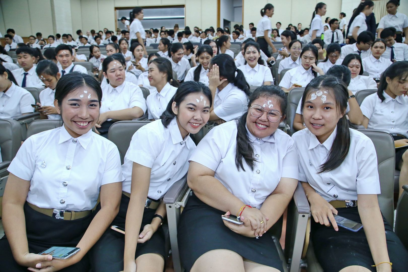 รับสมัครนักศึกษา เพื่อขอรับทุนมูลนิธิอายิโนะโมะโต๊ะ โครงการทุนส่งน้องเรียนจบ