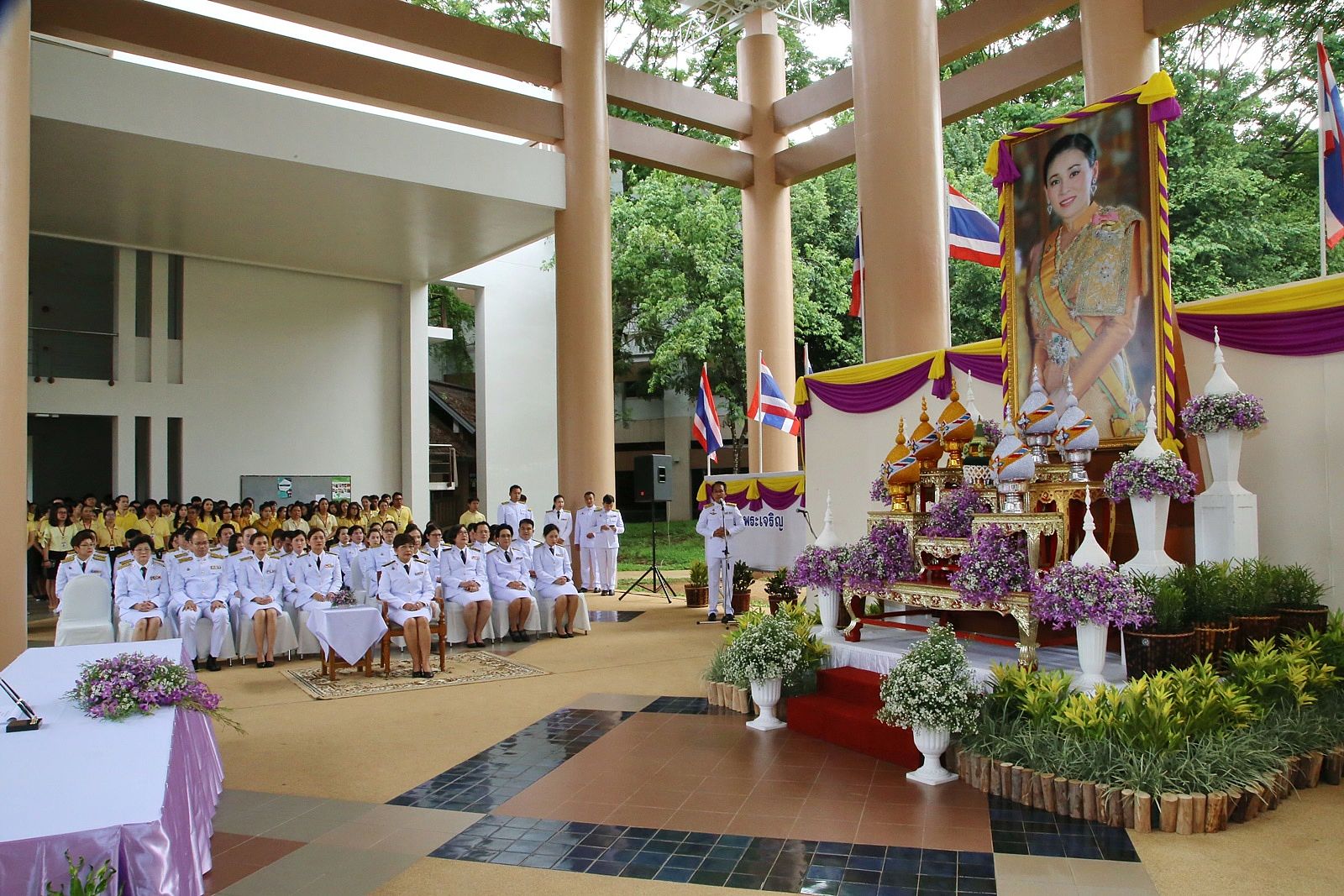 มฟล.จัดกิจกรรมเนื่องในโอกาสวันเฉลิมพระชนมพรรษา สมเด็จพระนางเจ้าฯ พระบรมราชินี