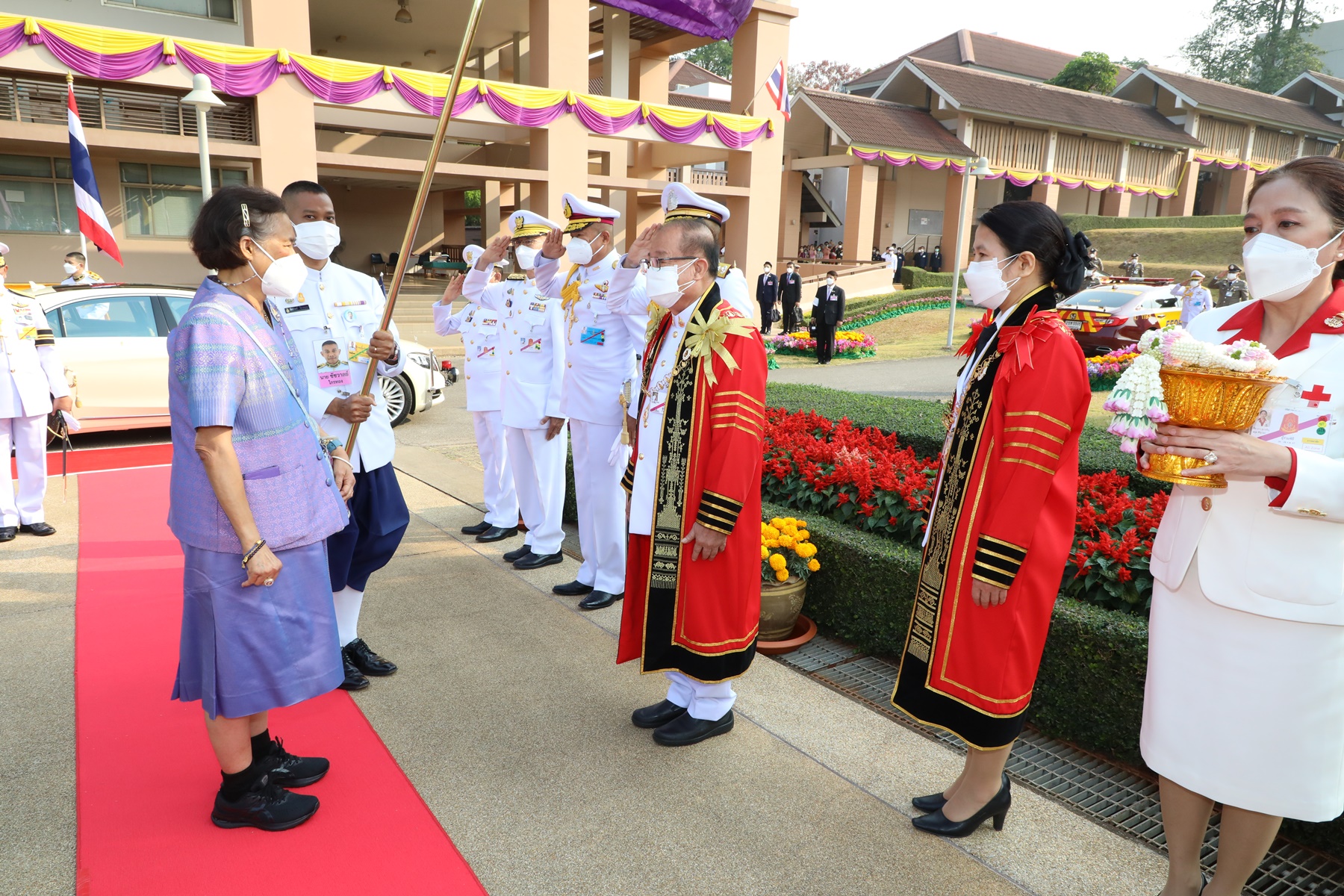 มฟล. จัดพิธีพระราชทานปริญญาบัตร รุ่นที่ 21 